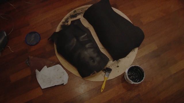 Как сделать кирасу из манекена | Доспехи для ролевой игры | LARP DIY смотреть онлайн