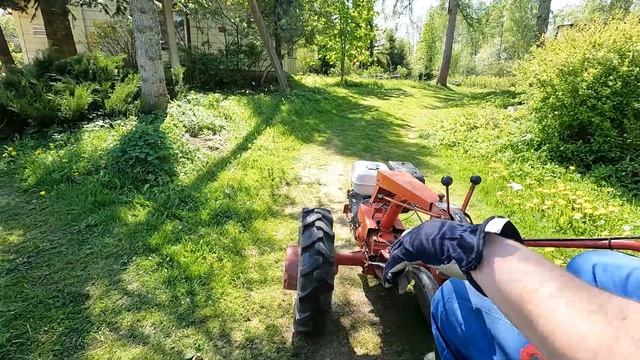 Мотоблок МТЗ накатался,хуторянин укатался. смотреть онлайн