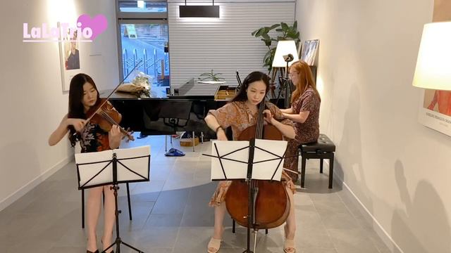 인생의 회전목마 - 하울의 움직이는 성 ost (Howl's moving castle theme)| (🎹 피아노, 바이올린, 첼로🎻 ) 라라트리오; lalatrio смотреть онлайн