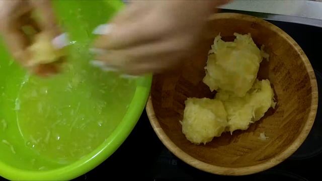 VLOG: ФОКУСНИК ТИМОФЕЙ/УМКА СОСКУЧИЛСЯ/ВЕГЕТАРИАНСКИЕ ОЛАДЬИ ИЗ КАБАЧКОВ смотреть онлайн