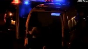 Изувеченое тело Пола Уокера достают из сгоревшей машиы