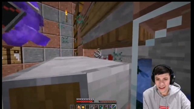 Dream Team using voice changer for 8 Minutes. смотреть онлайн