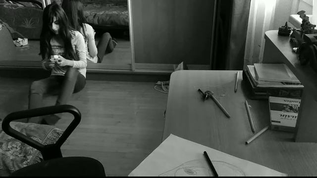 МОНСТР ПОД КРОВАТЬЮ!!! смотреть онлайн