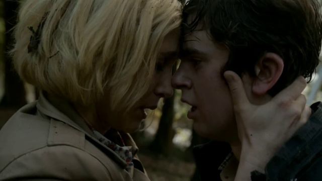 norma and norman bates × love is madness смотреть онлайн