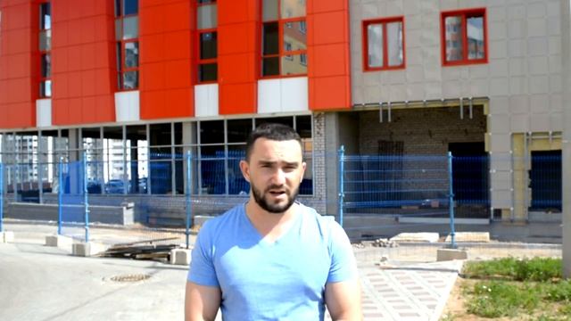 Устройство вентилируемого фасада из керамогранита и композитных панелей для ТЦ "Авилон" смотреть онлайн