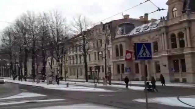 Возле хазы брата смотреть онлайн
