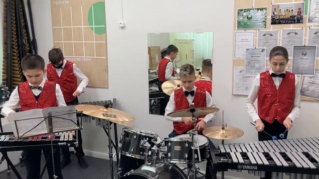 М.Шмитц "Микки-Маус" смотреть онлайн