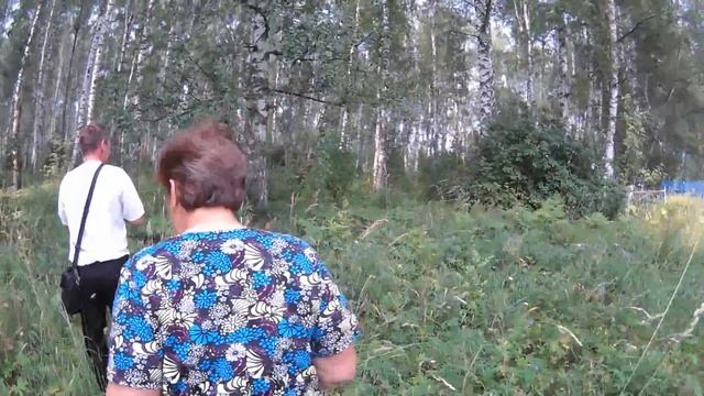 Мы поехали на два кладбища в Лагерево (второй день) смотреть онлайн