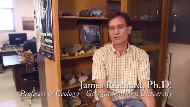 At What Cost? - Pipelines, Pollution and Eminent Domain in the Rural South TRAILER смотреть онлайн