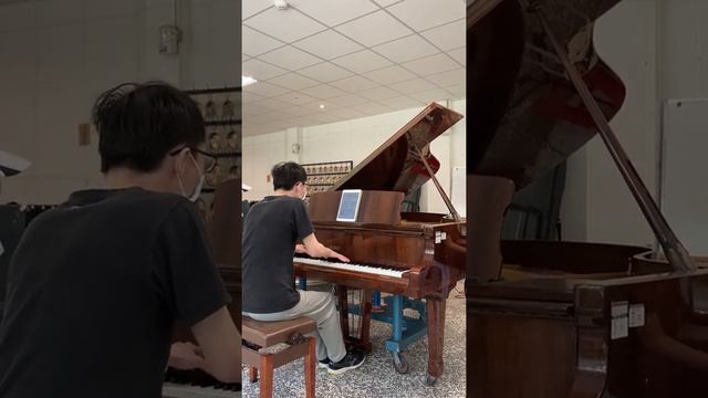 2022校慶音樂會—指短琴長｜Henselt/Piano Concerto Op. 16 Mov. 2｜劉崇佑 смотреть онлайн