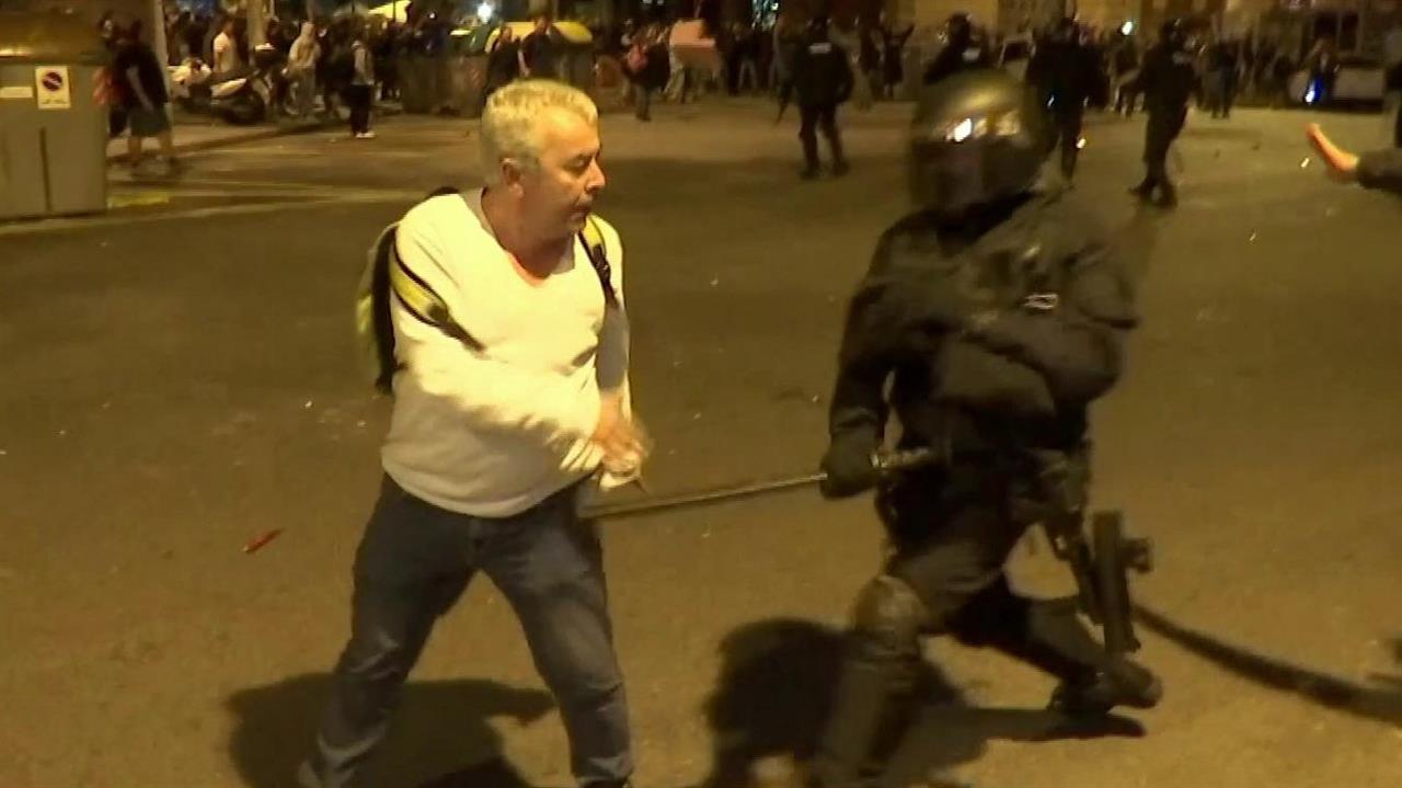 В городах Испании ожесточенные протесты набирают силу