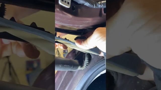 2016 Kia Sorento rear windshield Fairing Removal смотреть онлайн