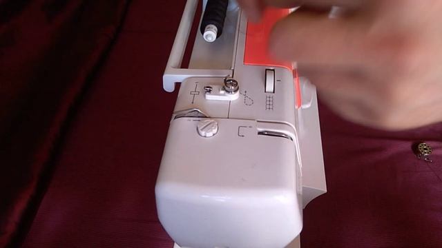 Минерва f 320. Бытовая швейная машина Minerva F 320. смотреть онлайн