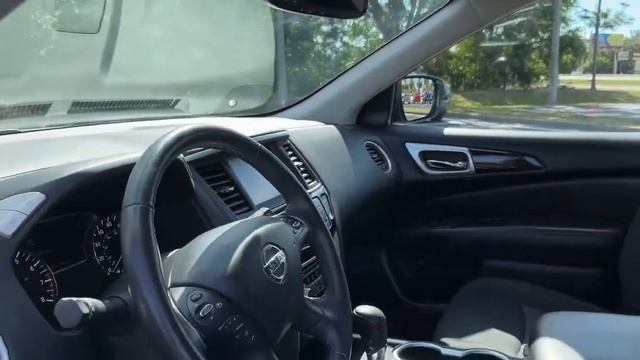 2018 Nissan Pathfinder Cape Coral, Estero, Bonita Springs, Naples, Fort Myers U17405A