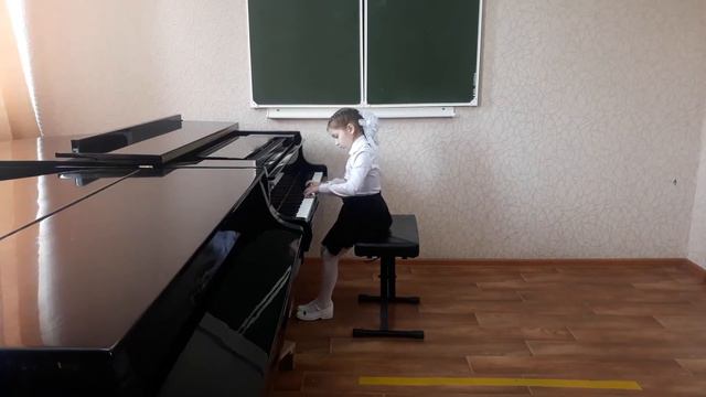 Багаутдинова Ева, 9 лет, И.Маттезон "Менуэт" смотреть онлайн
