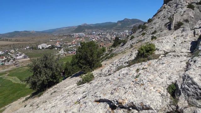 Крым. Судак. Генуэзская Крепость в Судаке Детьми. Красивое Приключение с Детками смотреть онлайн
