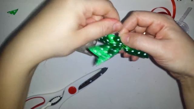 DIY Різдвяні сердечка з вишивкою та бантиком. Embroidered Christmas hearts смотреть онлайн