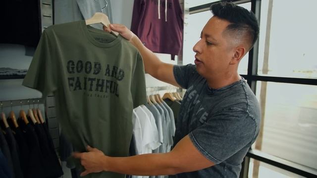 What You Need To Know BEFORE Screen Printing Your Clothing Brand смотреть онлайн