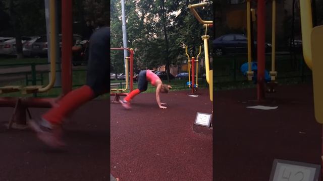 1 минута стульчик и 44 Берпи за 2 минуты смотреть онлайн