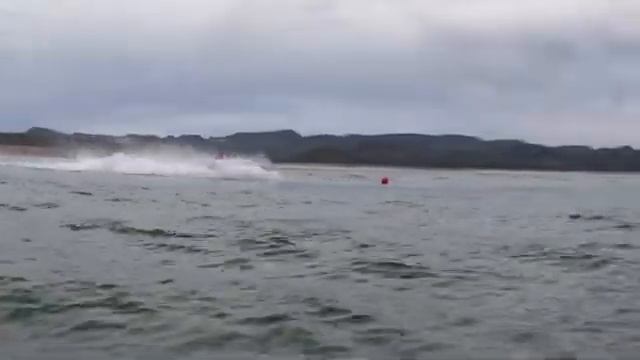 Epic day at the lake watching 3 Kommander GP1 jetski battle it out!! смотреть онлайн