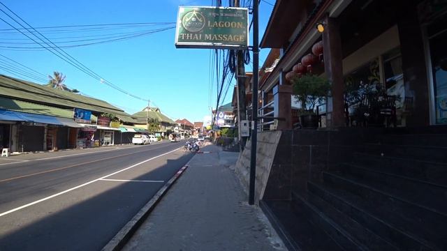 Ко Чанг #7 Пока Дима спал. Болтаю и завтракаю в кофейне на White Send Beach смотреть онлайн