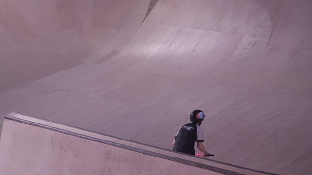 Федор Лебедев финал - ЧЕМПИОНАТ Москвы по самокату 2023 смотреть онлайн