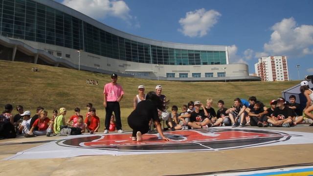 2013.06.28 Чемпионат г. Уфа по брейк-дансу, от студии брейк-данса "Sense of life" смотреть онлайн