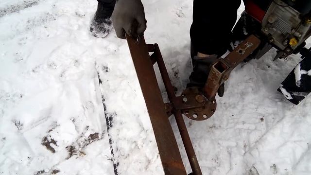 Отвал к мотоблоку своими руками смотреть онлайн