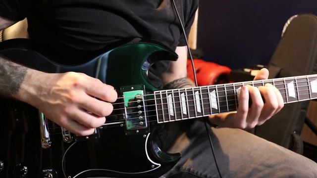 Never Tried An SG? You Should! Gibson SG Upgraded смотреть онлайн