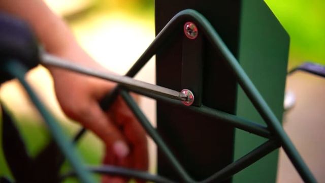 Садовая колонка для воды с кронштейном для шланга смотреть онлайн