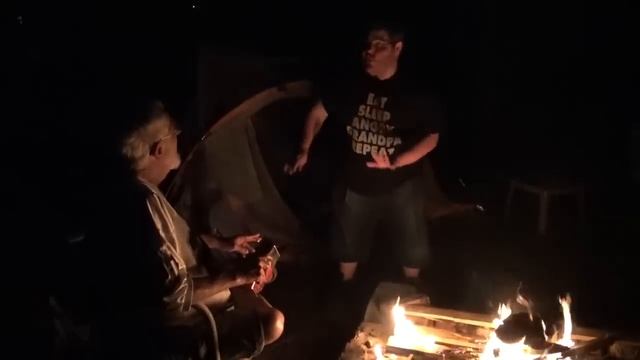 ЗЛОЙ ДЕД РАЗНЕС ОГРАДУ У БАССЕЙНА смотреть онлайн