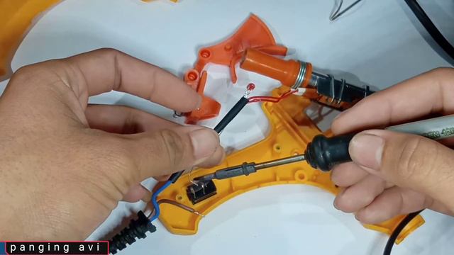 how to repair glue gun 100-240V , 50-60Hz\\कैसे बनाएं panging avi смотреть онлайн
