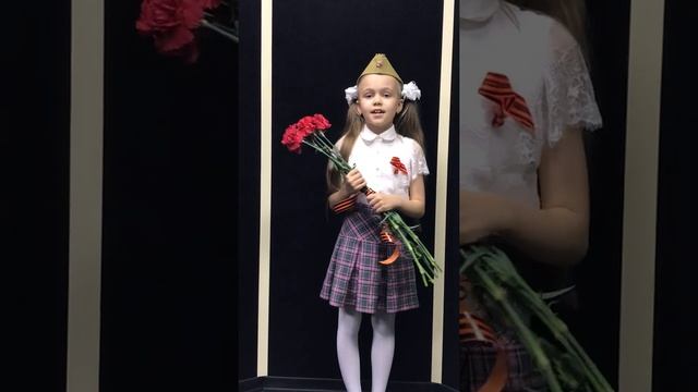 Фоменко Ева 8 лет песня "Майский Вальс" смотреть онлайн