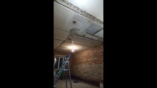 Очистка стен и потолка от штукатурки и побелки смотреть онлайн