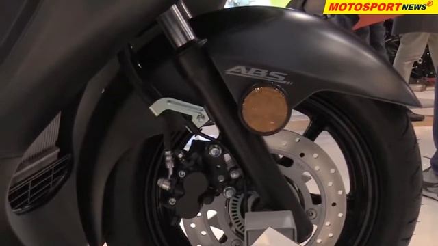 2018 Suzuki Burgman 200 ABS ǀ 2017 EICMA Milan смотреть онлайн