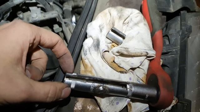 Дастер 1,5 дизель. Датчик температуры выхлопных газов. Часть 2. Замена. смотреть онлайн