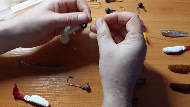 Виброхвост и его оснащение для ловли щуки. С чего начать новичку при ловле на силиконовые приманки?