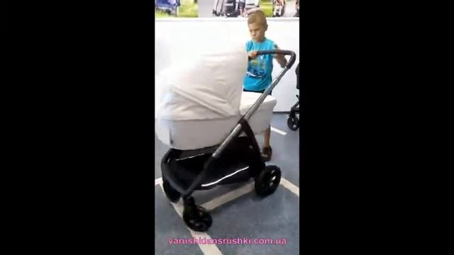 Коляска Inglesina Aptica 4 в 1 смотреть онлайн