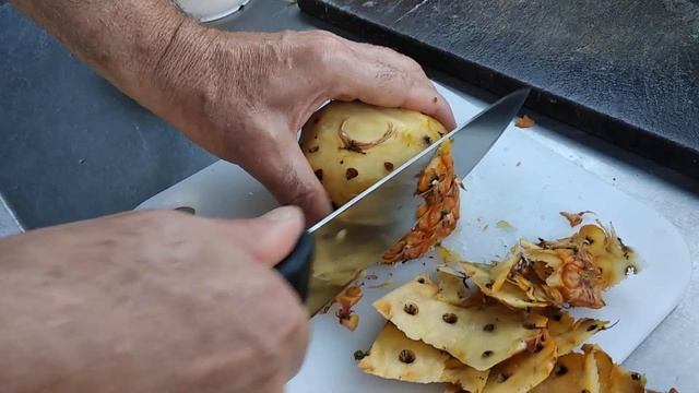 ТУНЕЦЬ на грилі. Готуємо на острові Бінтан. Українці в Індонезії смотреть онлайн