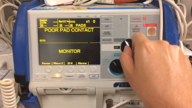 Zoll Defibrillator tutorial смотреть онлайн