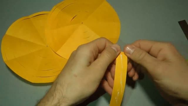 Как сделать гирлянду из бумаги. Гирлянда из бумаги смотреть онлайн