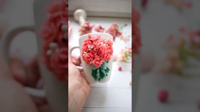 Розы на кружке #short #shortvideo #полимернаяглина #роза #полимерная #polimerclay #polimer смотреть онлайн