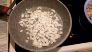 КАК ПРИГОТОВИТЬ СВИНОЙ ЖЕЛУДОК! ГОТОВИМ ДЕЛИКАТЕС С ЛУКОМ.