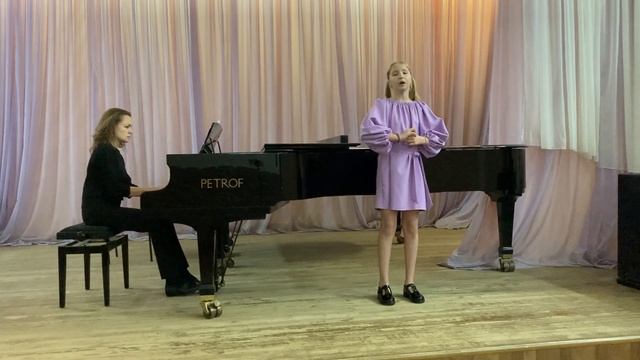 Сенягина София, песня "Ты, соловушка, умолкни", слова В.Забеллы, музыка М. Глинки. смотреть онлайн