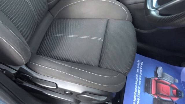 Vauxhall Zafira Tourer 2.0 CDTi 16v SRi смотреть онлайн
