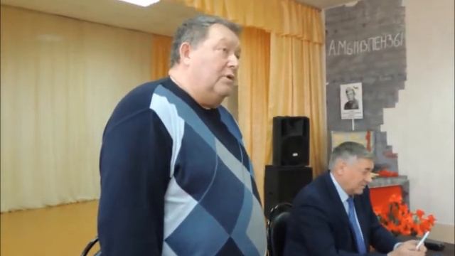 На вопросы отвечает глава района Уракчеев Н А и глава сельсовета Артамонов С Б 28 04 21 смотреть онлайн