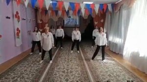 Танец воспитателей "Верните Память"