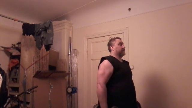 Бицепс с гантелями 54серия 1подход 2x13,25кг 3р,Biceps 54sērija 1piegājiens 2x13,25kg 3r смотреть онлайн