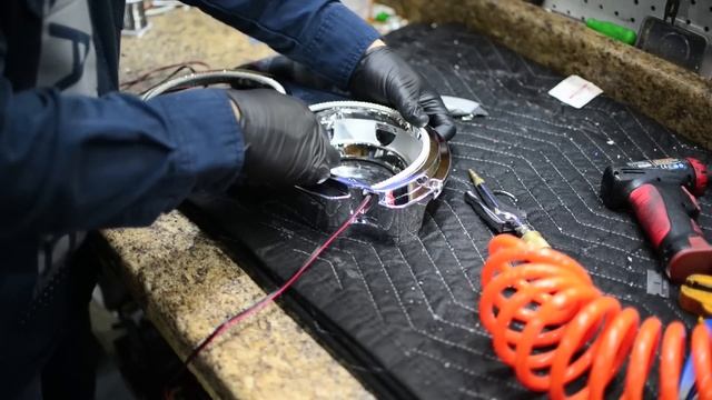 DIY: ORACLE Lighting 2008-2014 Dodge Challenger Halo Install Video смотреть онлайн
