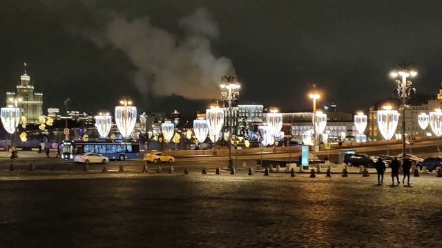 Прогулка по Красной площади Москвы смотреть онлайн
